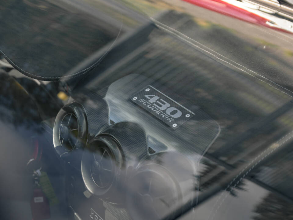 Bild 34/57 von Ferrari F 430 Scuderia (2009)
