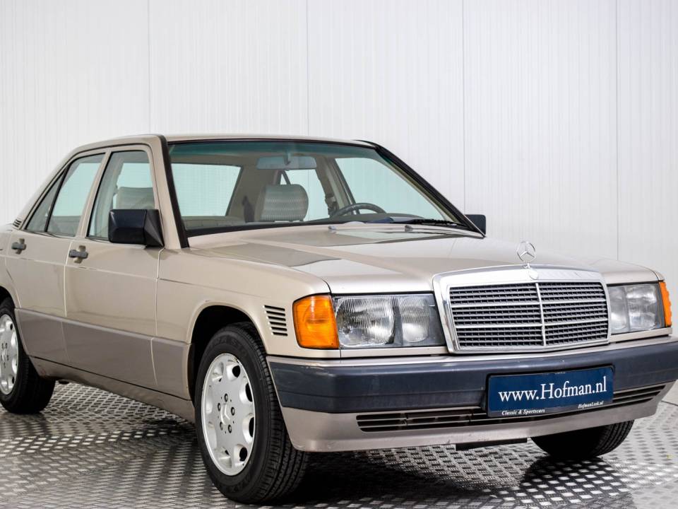 Image 8/50 of Mercedes-Benz 190 D 2.5 Turbo (1989)