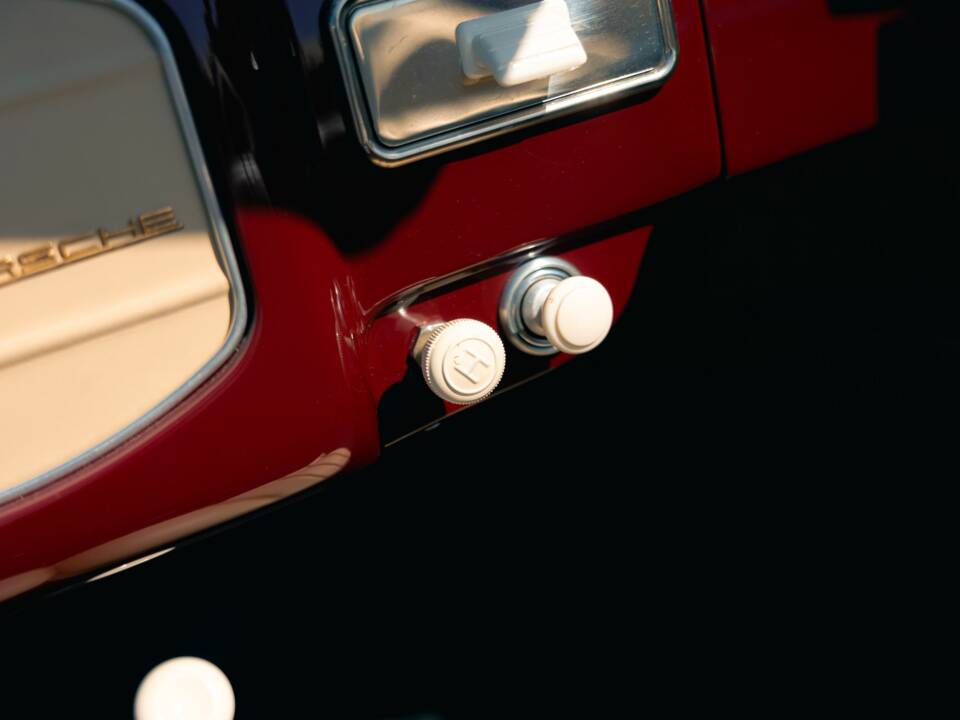 Bild 63/99 von Porsche 356 1500 (1951)