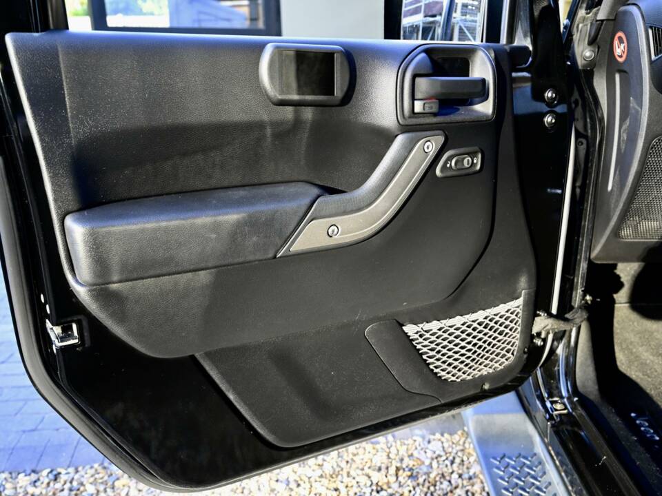Image 39/50 of Jeep Wrangler 3.6 V6 (2014)
