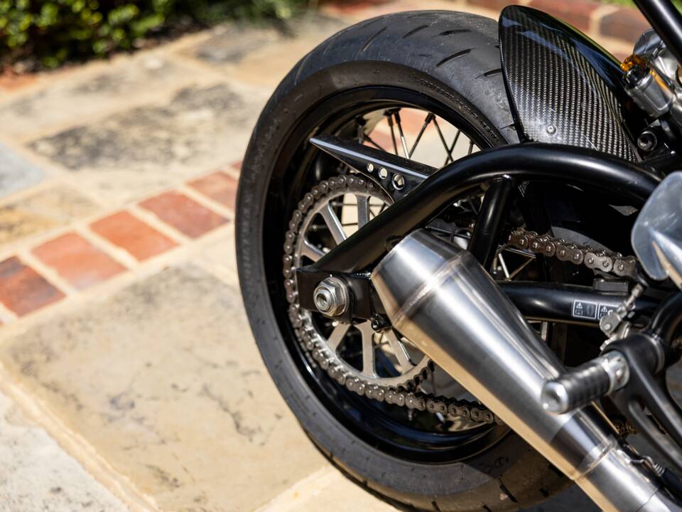 Bild 28/39 von Norton Dominator SS (2018)