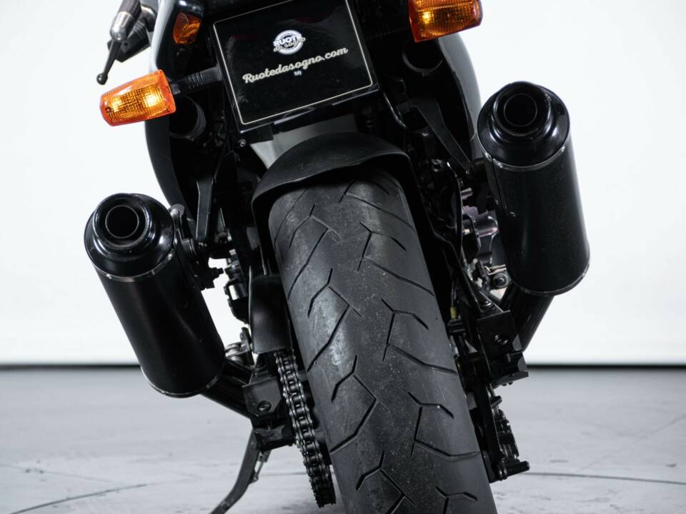 Bild 18/50 von Triumph Speed Triple (1995)