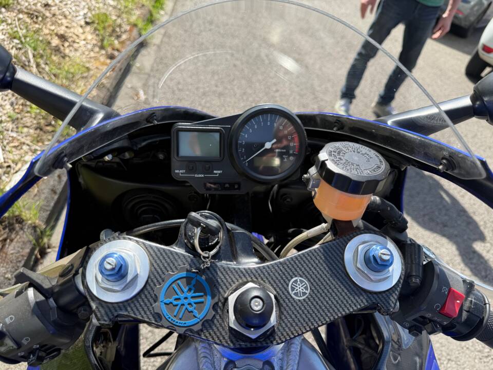 Bild 10/41 von Yamaha YZF 1000 R1 (1998)