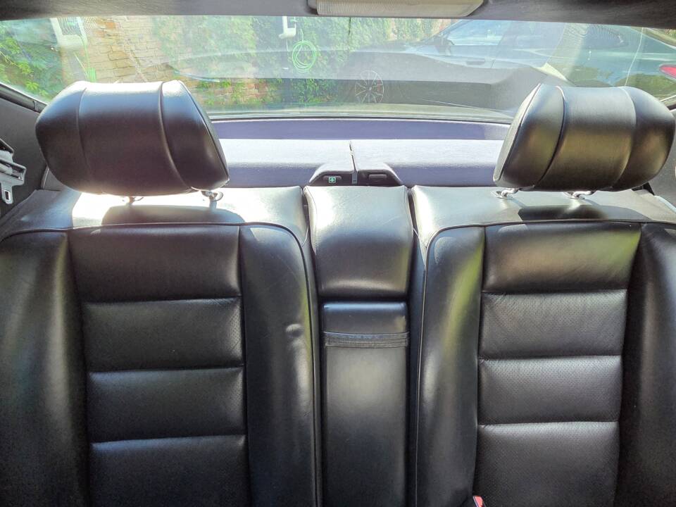 Image 6/32 of Mercedes-Benz 560 SEC (1991)