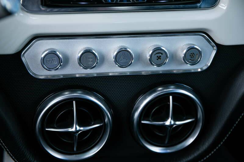 Bild 20/33 von Rover Mini 1.3i (1997)