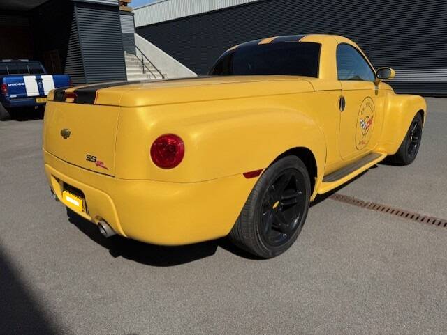 Bild 10/21 von Chevrolet SSR (2003)