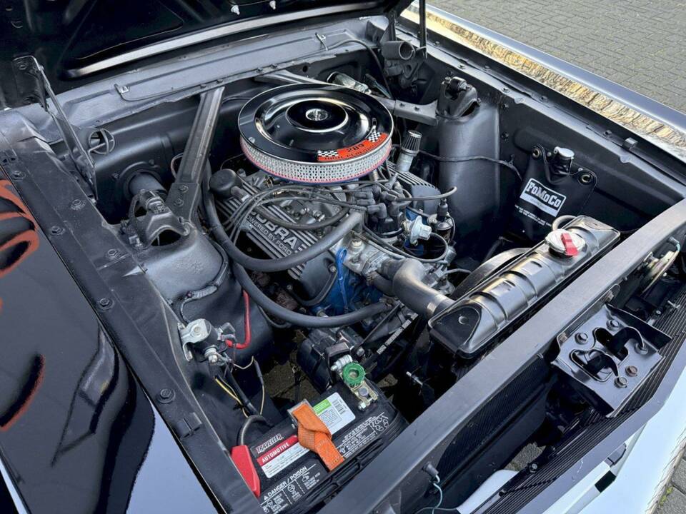 Image 22/36 of Ford Mustang 390 GTA (1966)