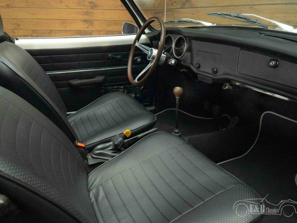 Imagen 2/19 de Volkswagen Karmann Ghia 1600 (1973)