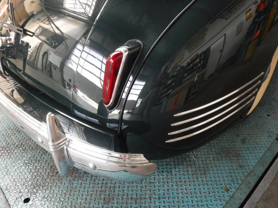 Image 7/50 of Packard 110 (1941)