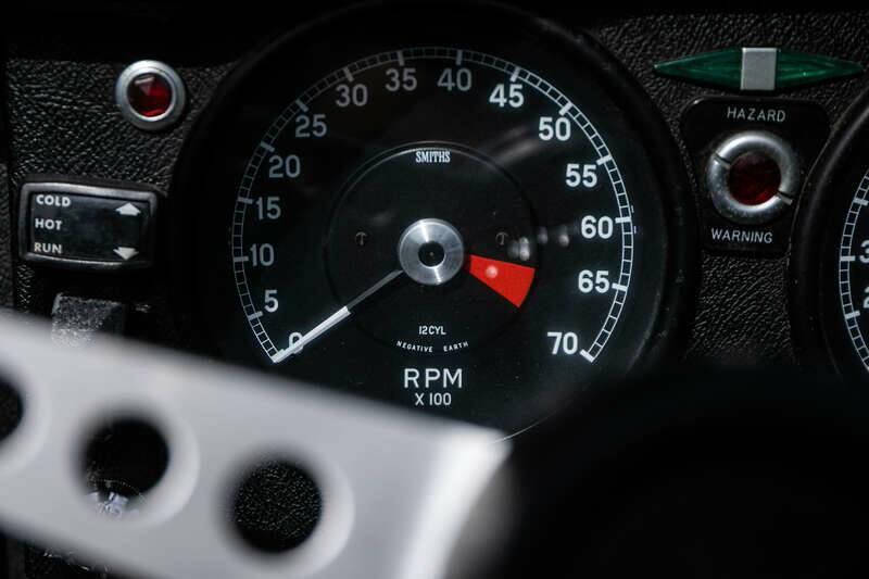 Image 34/36 de Jaguar Type E V12 (1973)