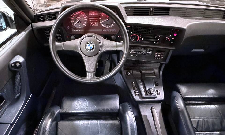 Bild 17/37 von BMW 635 CSi (1985)