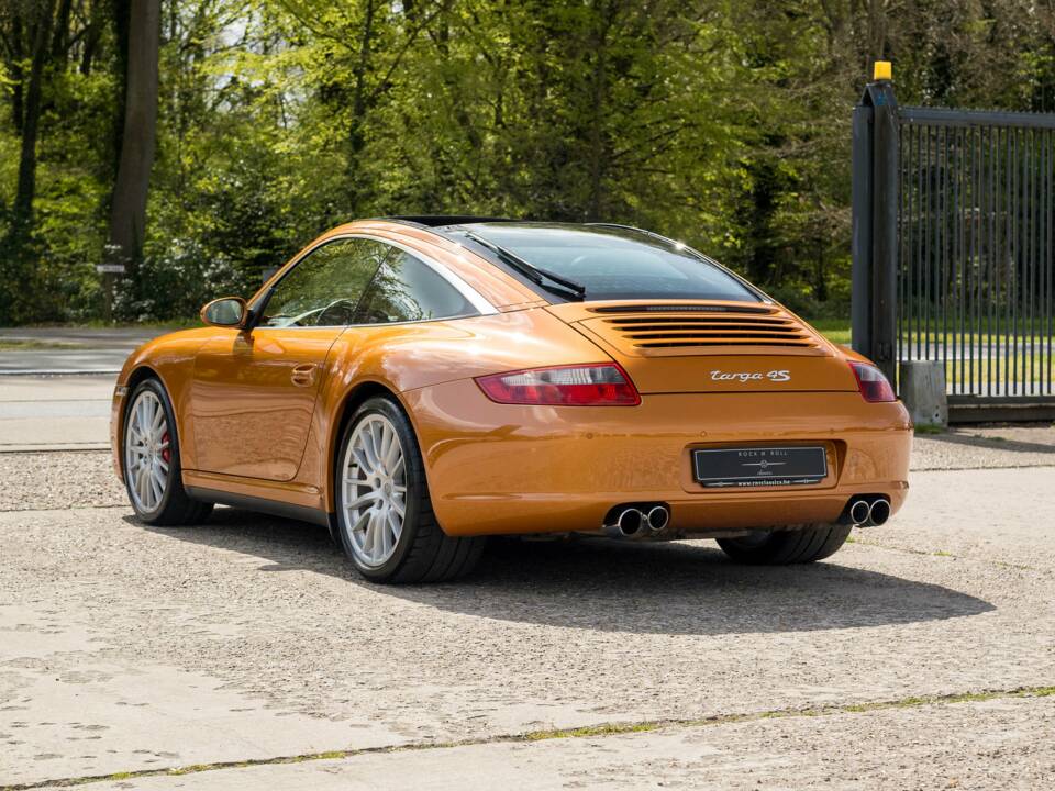 Image 14/34 de Porsche 911 Targa 4S (2008)