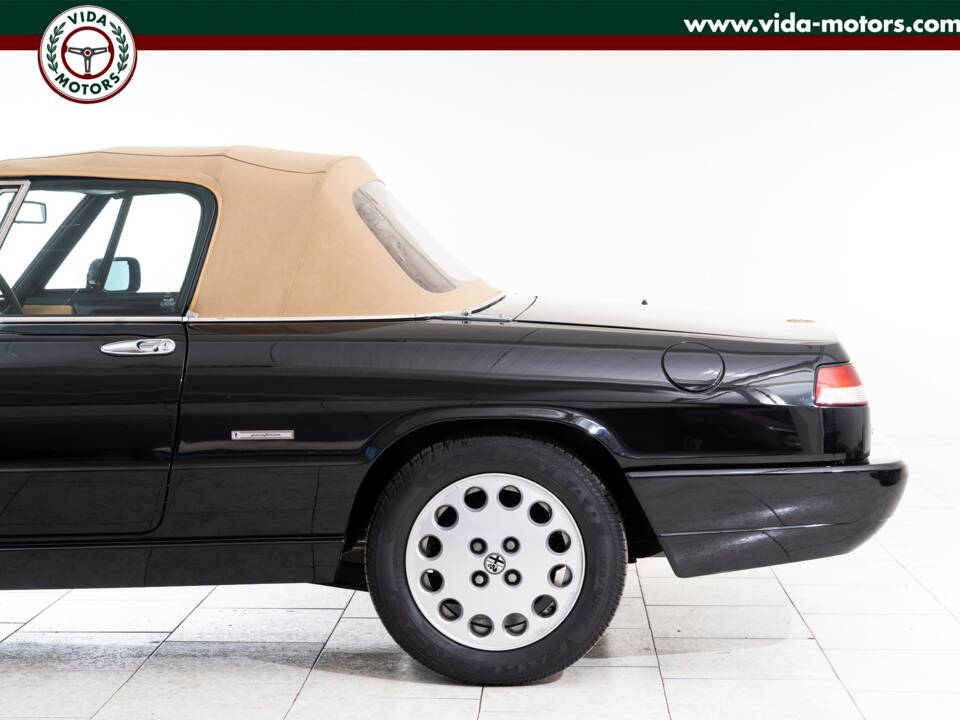 Bild 4/14 von Alfa Romeo 2.0 Spider (1992)