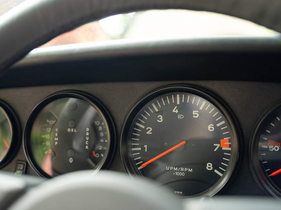 Immagine 70/90 di Porsche 911 Carrera 3.0 (1977)