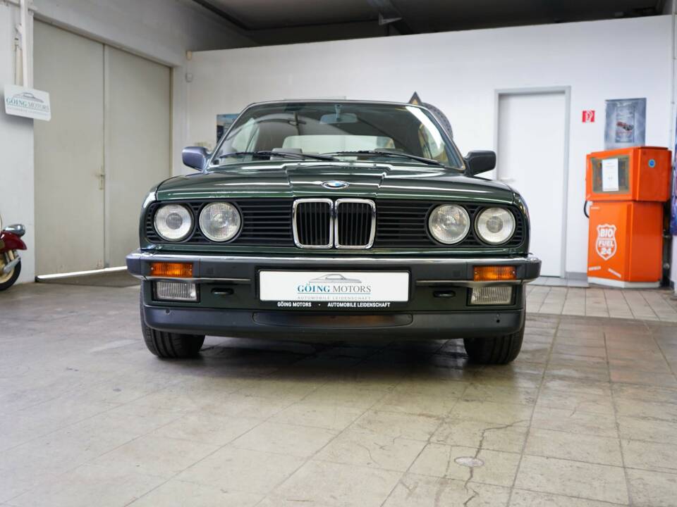 Afbeelding 5/25 van BMW 320i (1988)