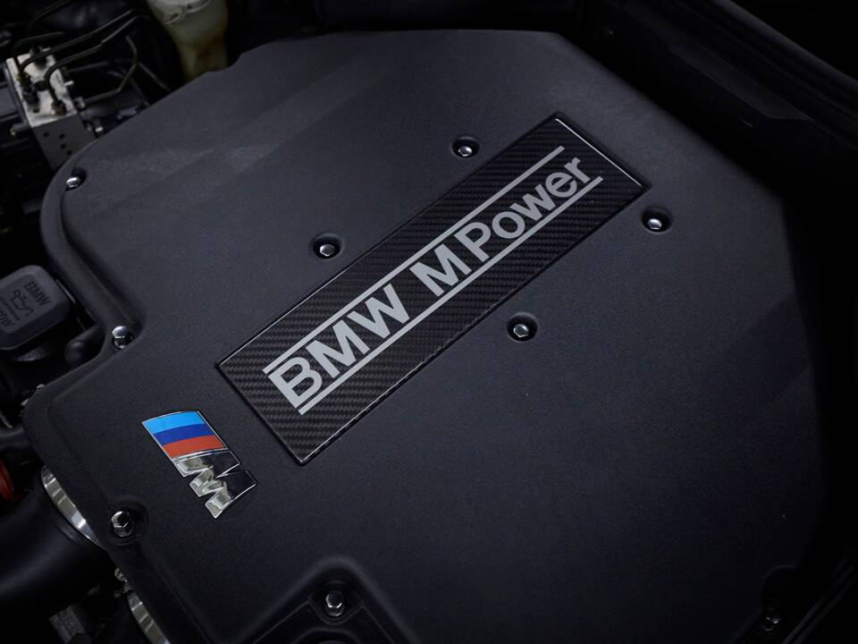 Image 85/99 of BMW M5 (2000)