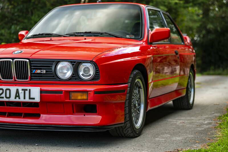 Image 40/50 of BMW M3 Sport Evo (1990)