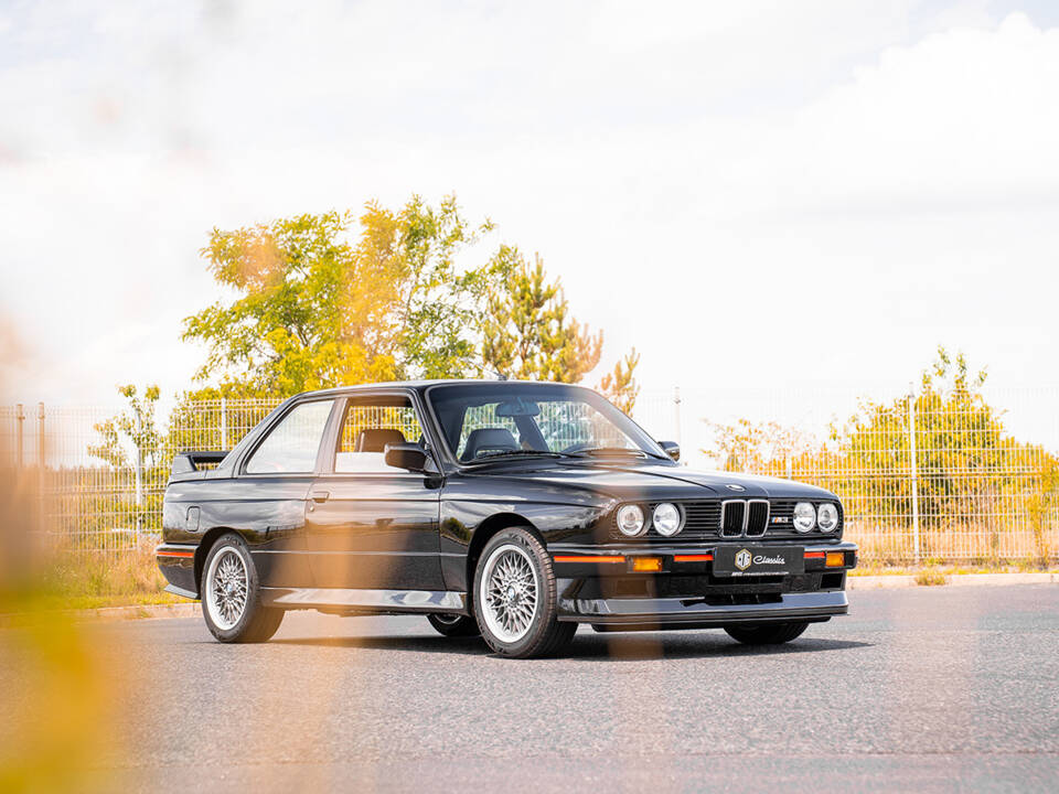 Image 13/91 de BMW M3 Sport Evo (1990)