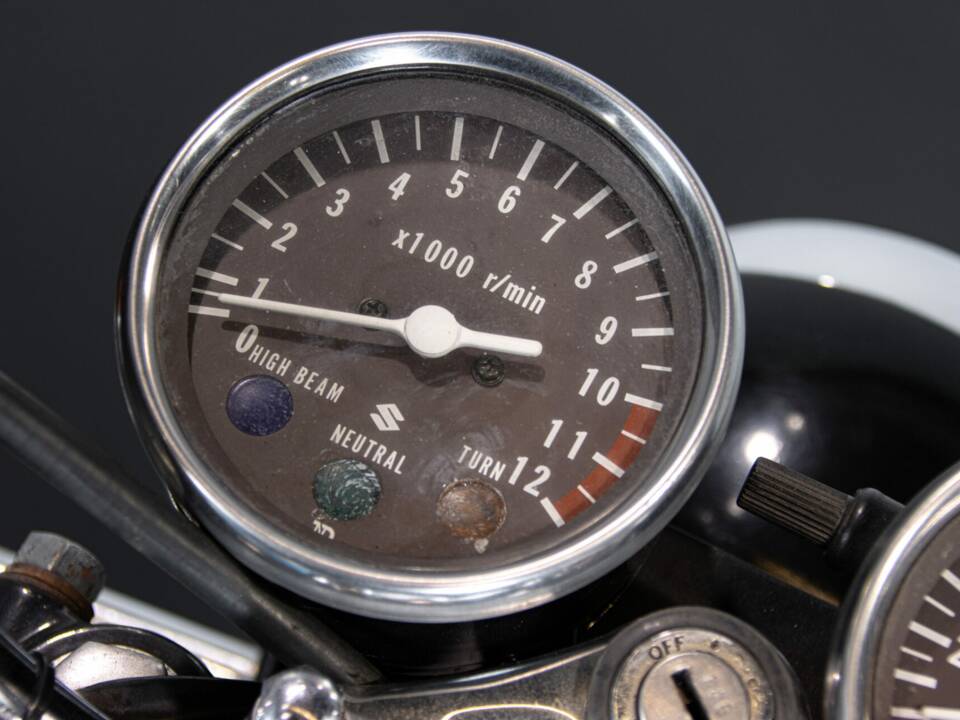 Bild 23/50 von Suzuki GT 125 (1979)