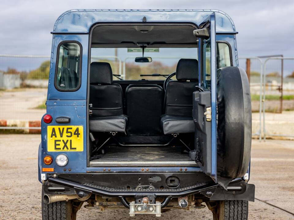 Image 33/41 of Land Rover Defender 90 (2004)