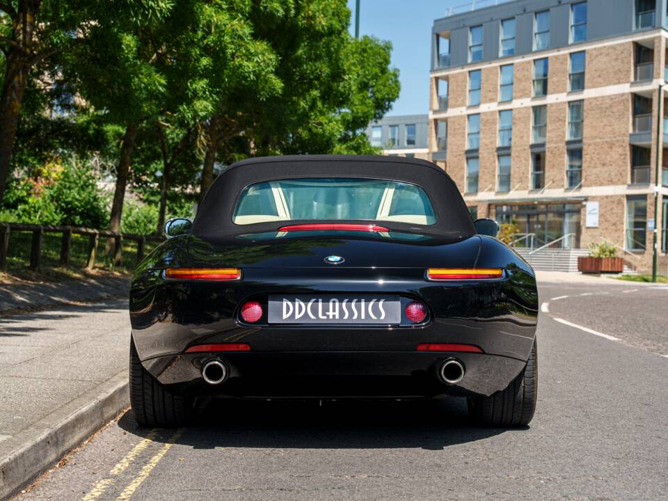Image 9/30 of BMW Z8 (2003)