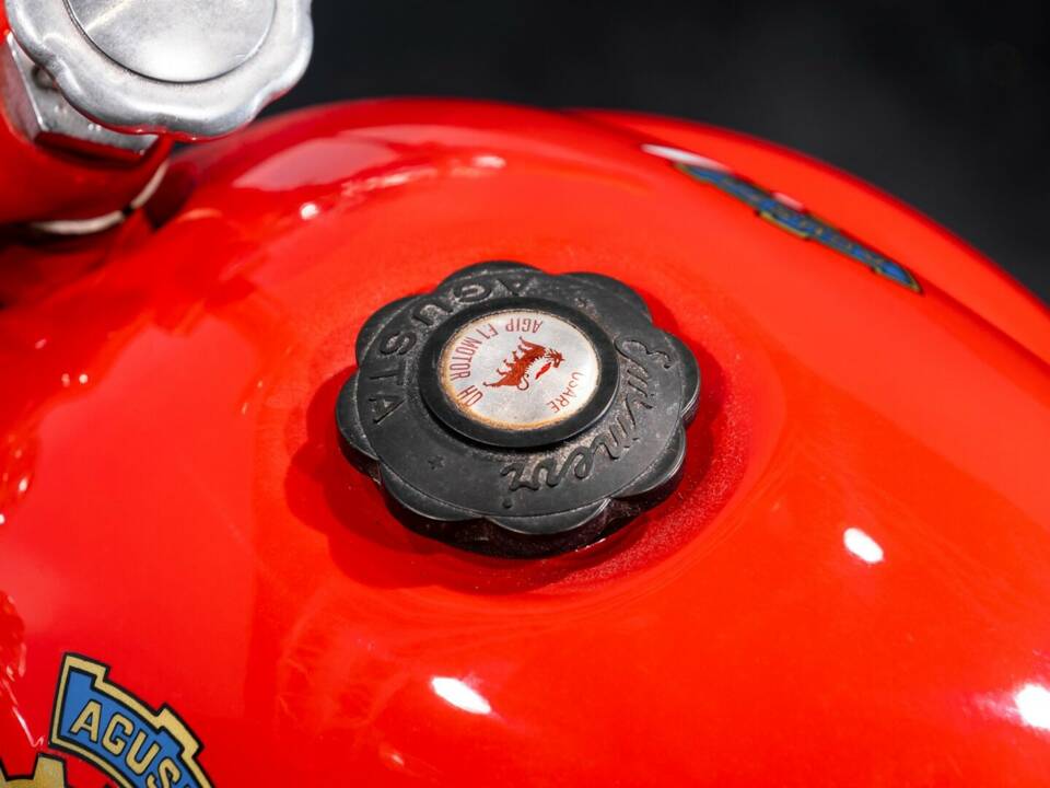 Image 19/50 of MV Agusta DUMMY (1957)