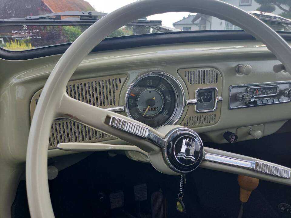 Image 50/137 of Volkswagen Beetle 1200 (1965)