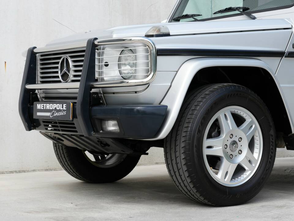 Afbeelding 11/38 van Mercedes-Benz G 36 AMG (LWB) (1997)