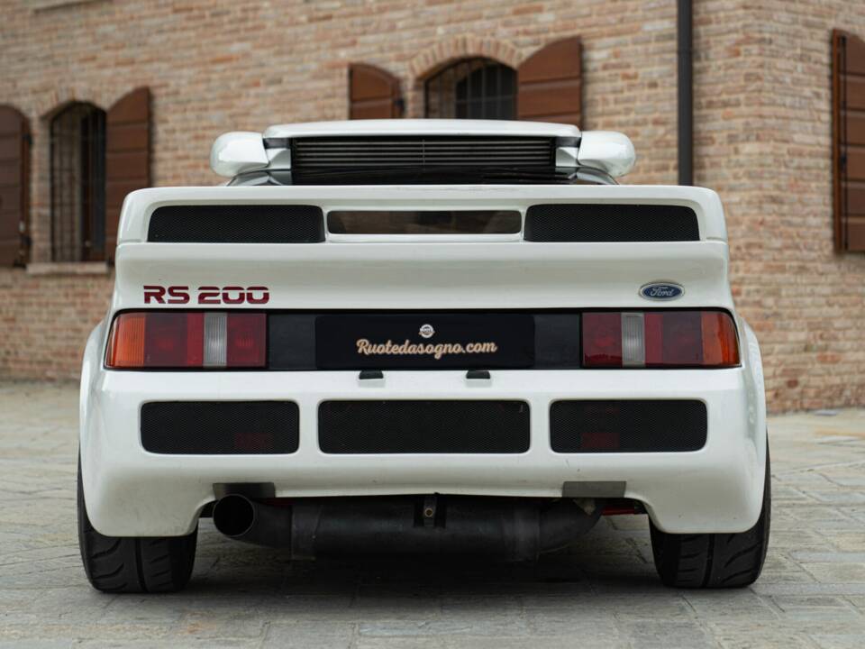 Bild 10/50 von Ford RS200 (1987)