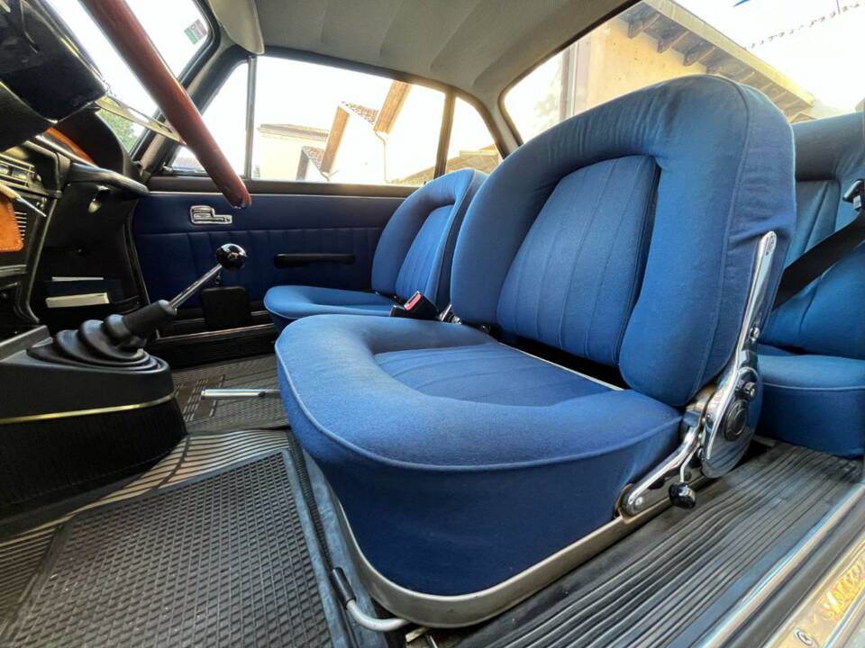 Image 4/44 of Lancia Fulvia 1.3 S (1970)