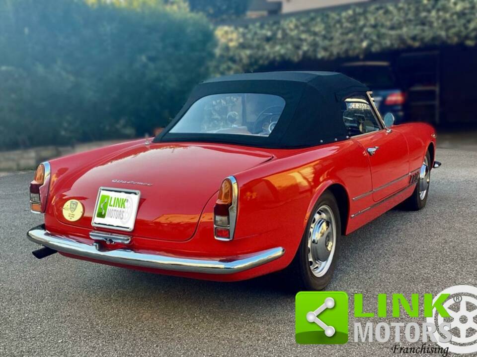 Image 7/10 of Alfa Romeo 2000 Spider (1960)