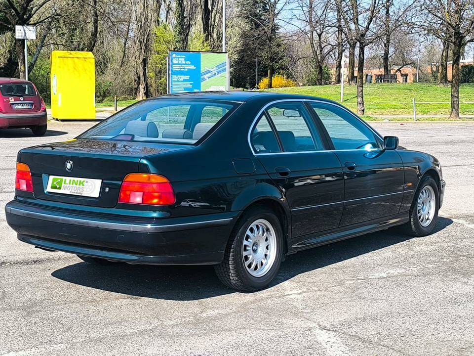 Afbeelding 14/42 van BMW 520i (1998)