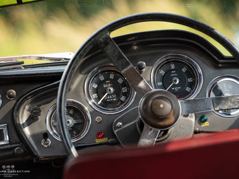 Immagine 19/23 di Aston Martin DB 2/4 Mk III (1958)