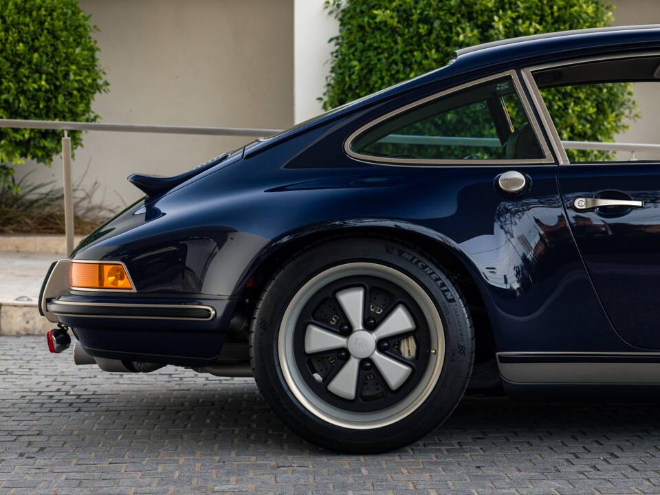 Image 12/32 of Porsche 911 Singer (2023)