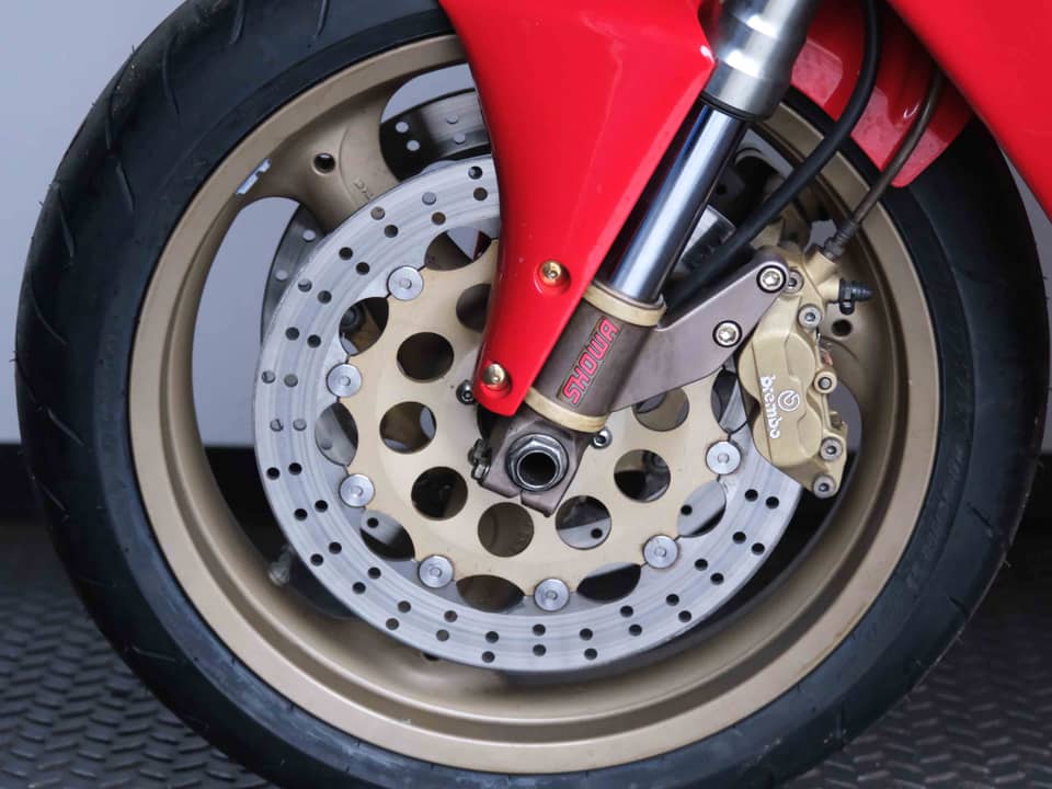 Bild 43/93 von Ducati 916 Strada (1994)