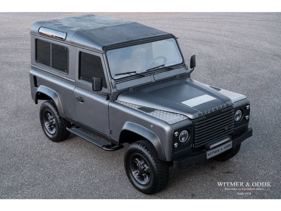 Image 2/27 of Land Rover Defender 90 (1996)