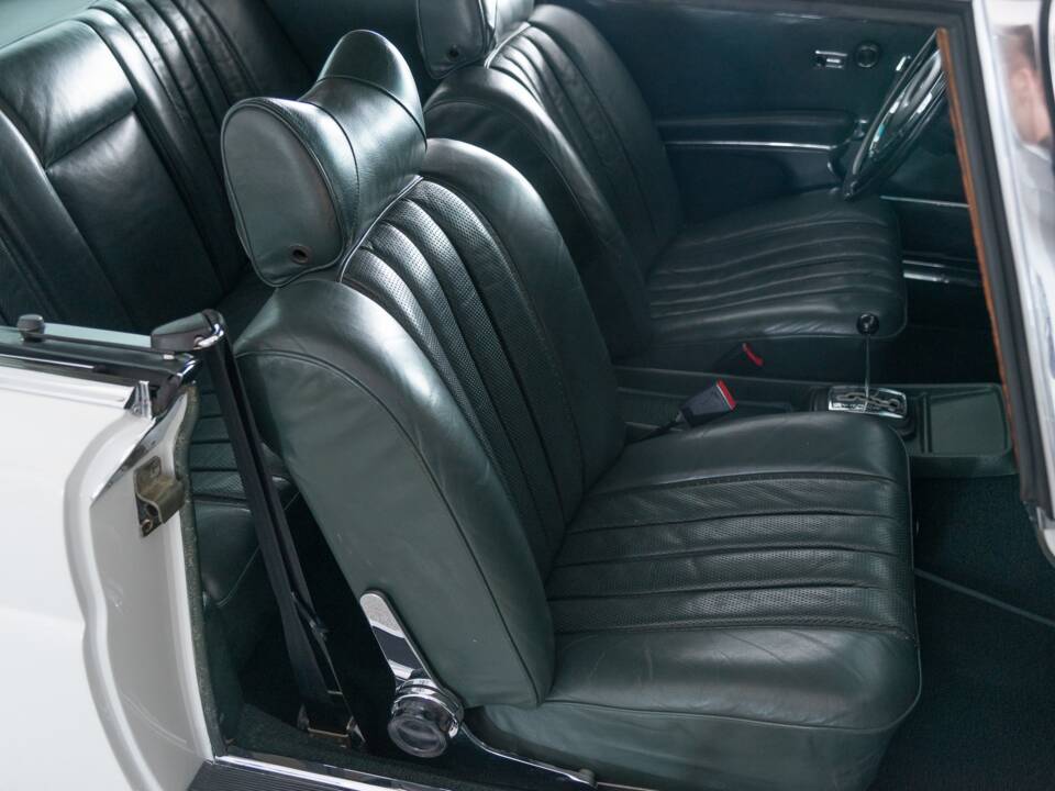 Bild 31/39 von Mercedes-Benz 280 SE 3,5 (1970)