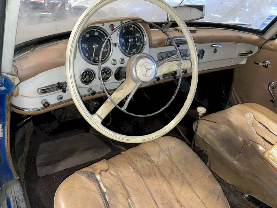 Image 17/36 of Mercedes-Benz 190 SL (1962)
