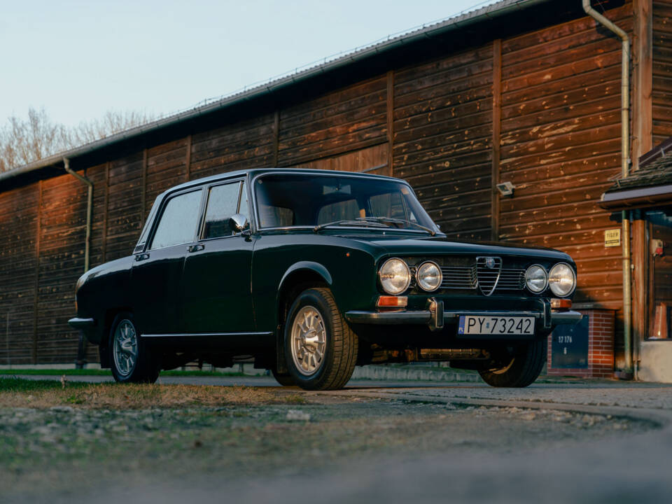 Image 1/78 de Alfa Romeo 1750 Berlina (1970)