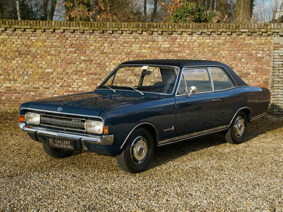 Image 14/50 de Opel Commodore 2,5 S (1970)