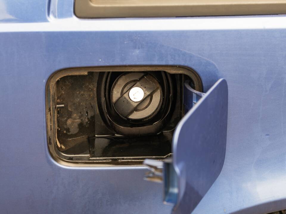 Immagine 9/50 di Volvo 440 Turbo (1992)
