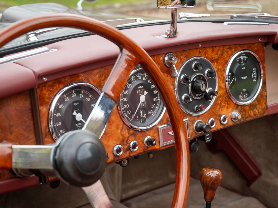 Afbeelding 8/29 van Aston Martin DB 2&#x2F;4 Mk II DHC (1956)