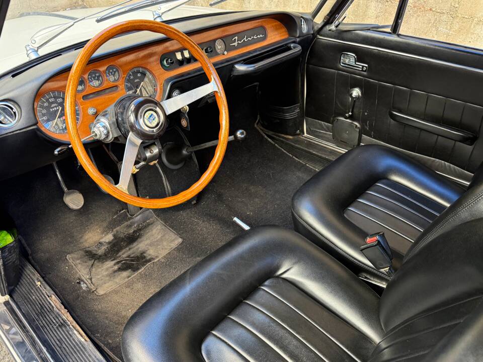 Image 17/23 de Lancia Fulvia Rallye 1.3 S (1970)