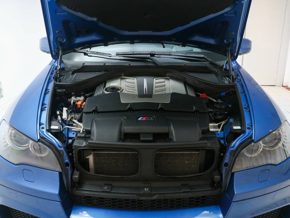 Image 21/28 de BMW X5 M (2013)