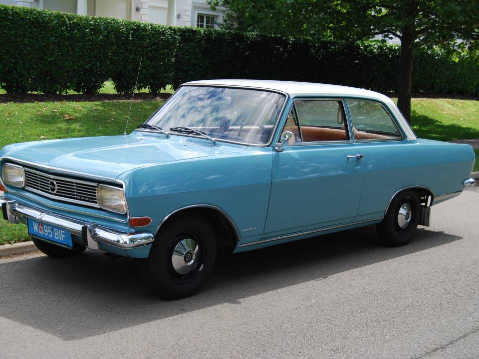 Afbeelding 5/36 van Opel Rekord 1700S (1966)