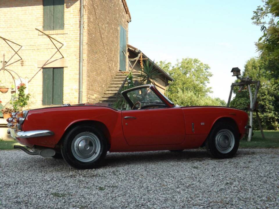 Image 5/50 of Triumph Spitfire Mk III (1968)