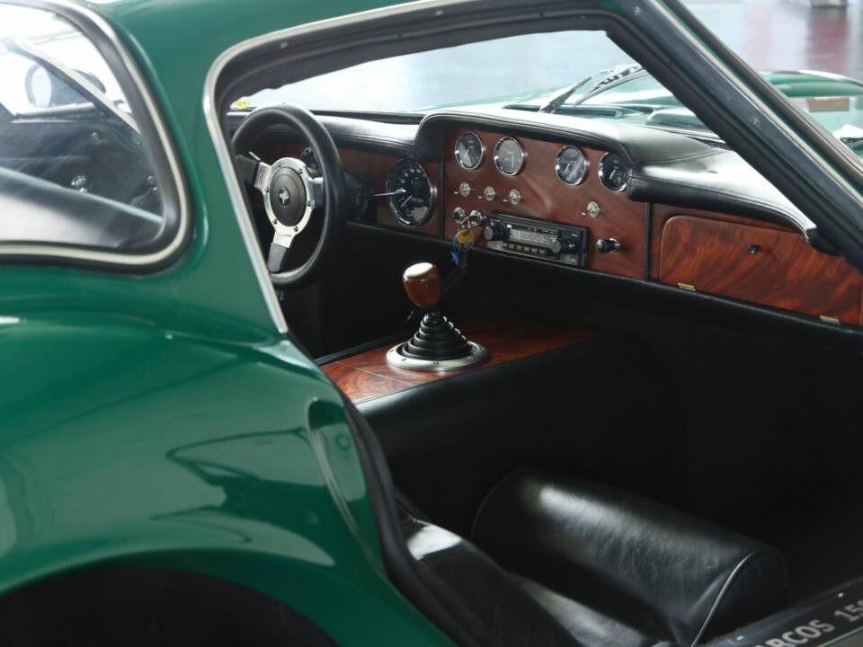Bild 27/50 von Marcos 1500 GT (1967)