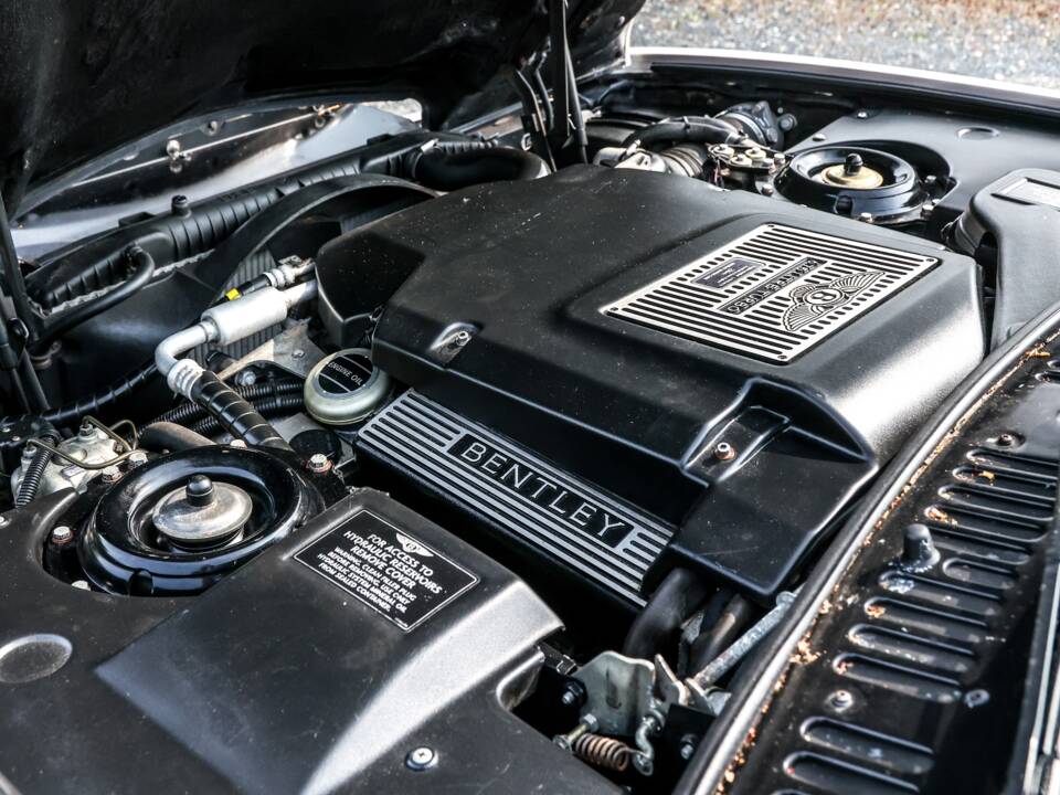Image 5/49 de Bentley Continental R (2003)
