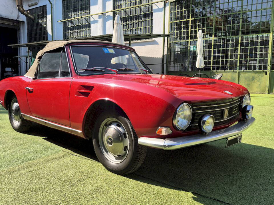 Image 52/63 of FIAT 1200 S OSI (1965)