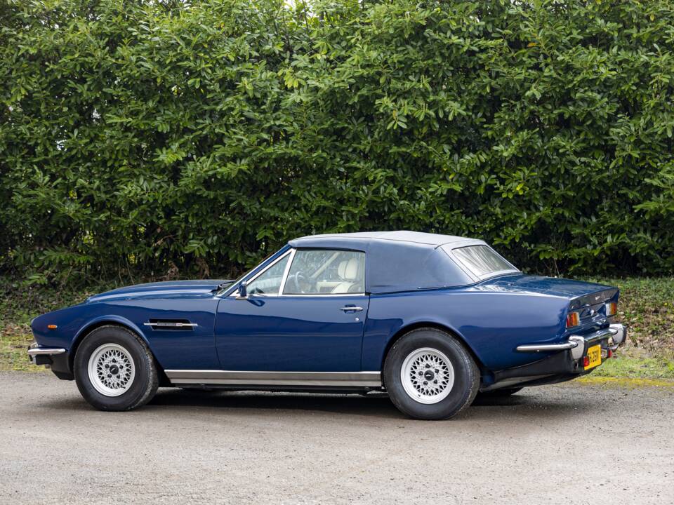 Bild 9/29 von Aston Martin V8 Volante (1980)